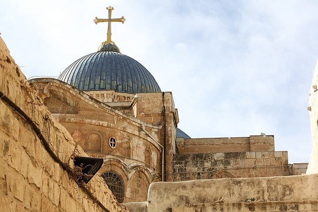 Tour the Church of the Holy Sepulcher from Tel Aviv Hotels with a Driver